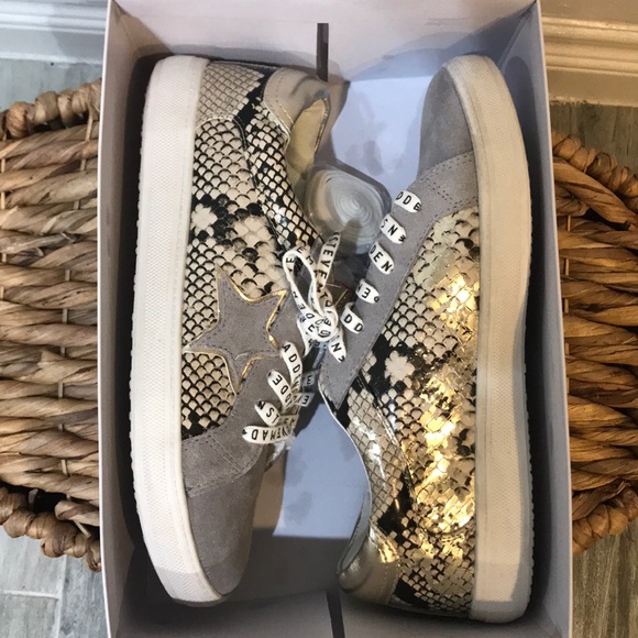 BRAND NEW! STEVE MADDEN Sneakers - Picture 2 of 8